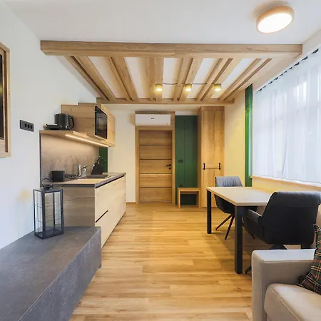 Savica Apartment *