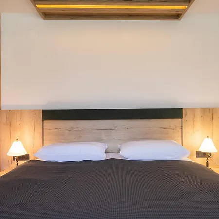Savica Apartment *